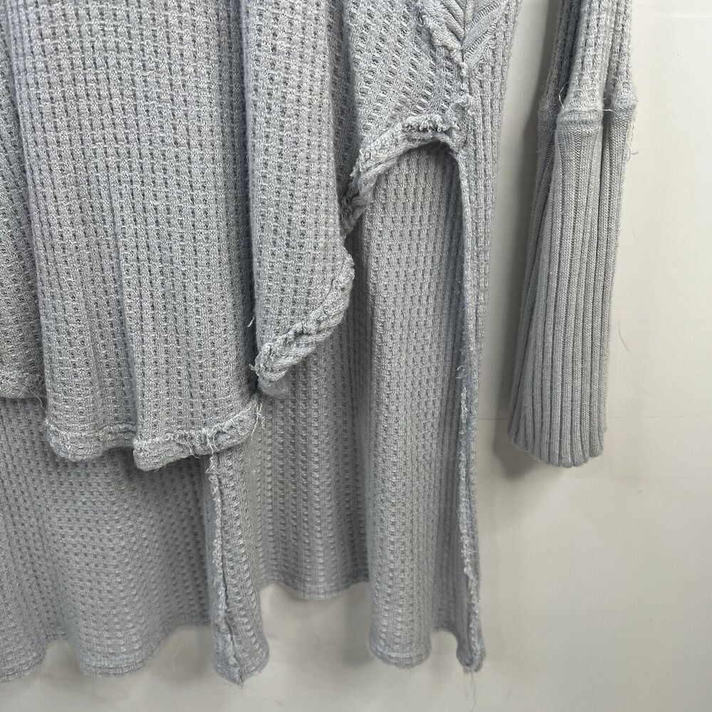 Free People Sz XS Ventura Thermal Top Waffle Knit‎ Long Sleeve Sky Blue High Low - Picture 5 of 12